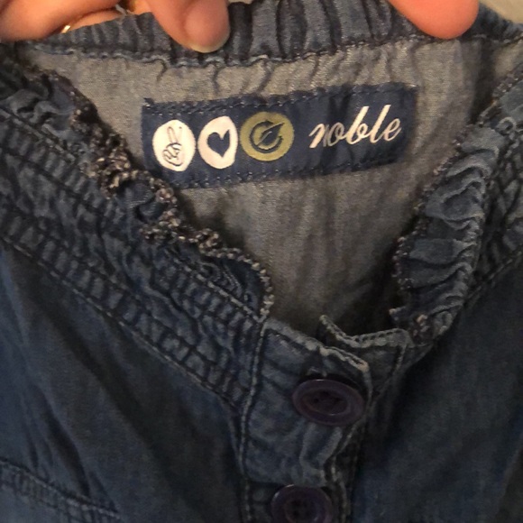 Woman’s adjustable strap short romper with button down front size Medium - Picture 2 of 5